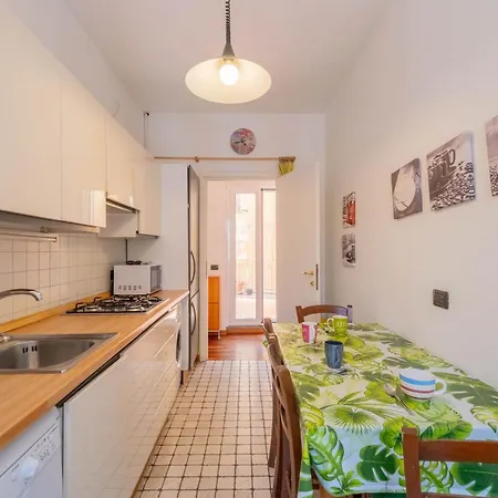 Apartman Sempione Yellow Terrazzo Citylife Milánó