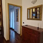 Sempione Yellow * Milánó