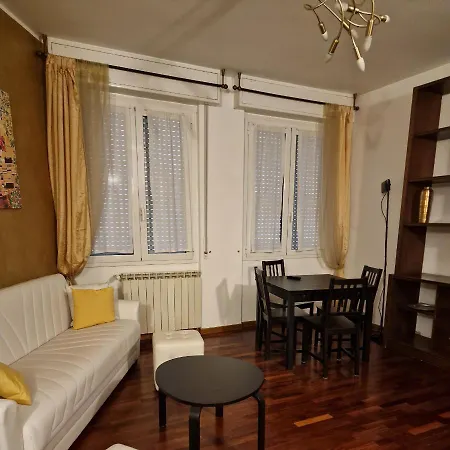 Sempione Yellow Apartman